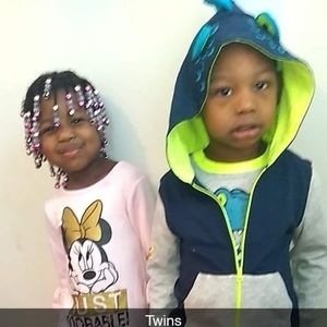 Meet your Posher, Ashton